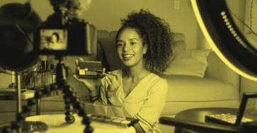 One of the many benefits of influencer marketing is that it helps you grow brand awareness and sales.