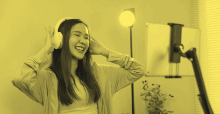 Discover the right YouTube thumbnail size to increase your views.